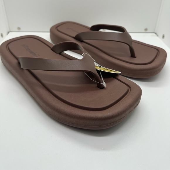 Jeffrey Campbell Flying Private Brown Square Toe Flip Flop Sandals Size 7
NWOT - Picture 1 of 9